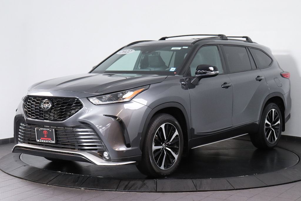 Used 2022 Toyota Highlander XSE SUV