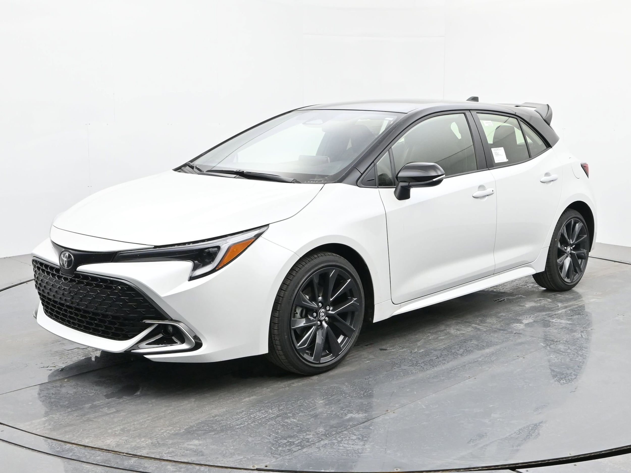 2026 Toyota Corolla Hatchback XSE