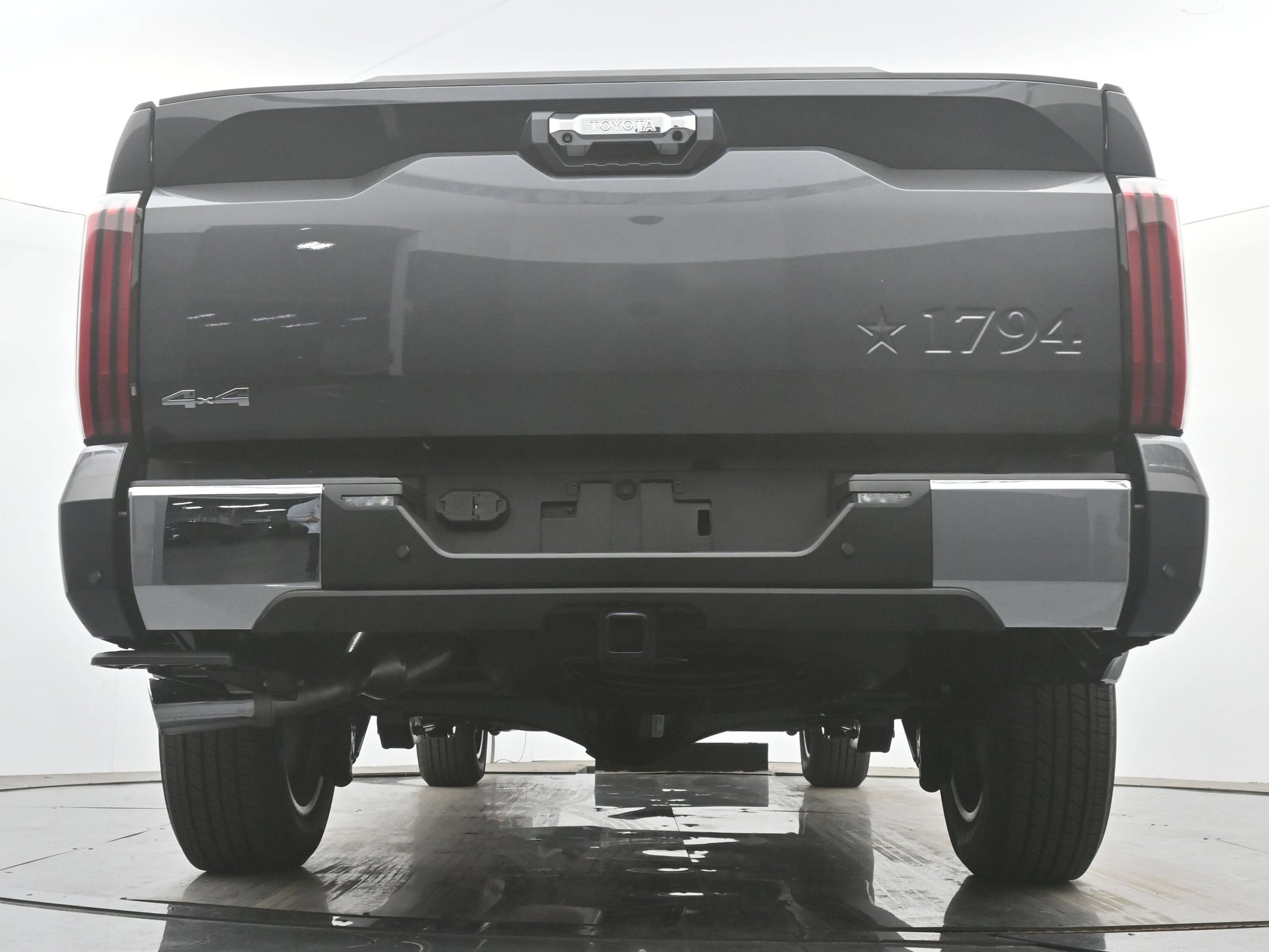 2026 Toyota Tundra 1794 Edition - Photo 16