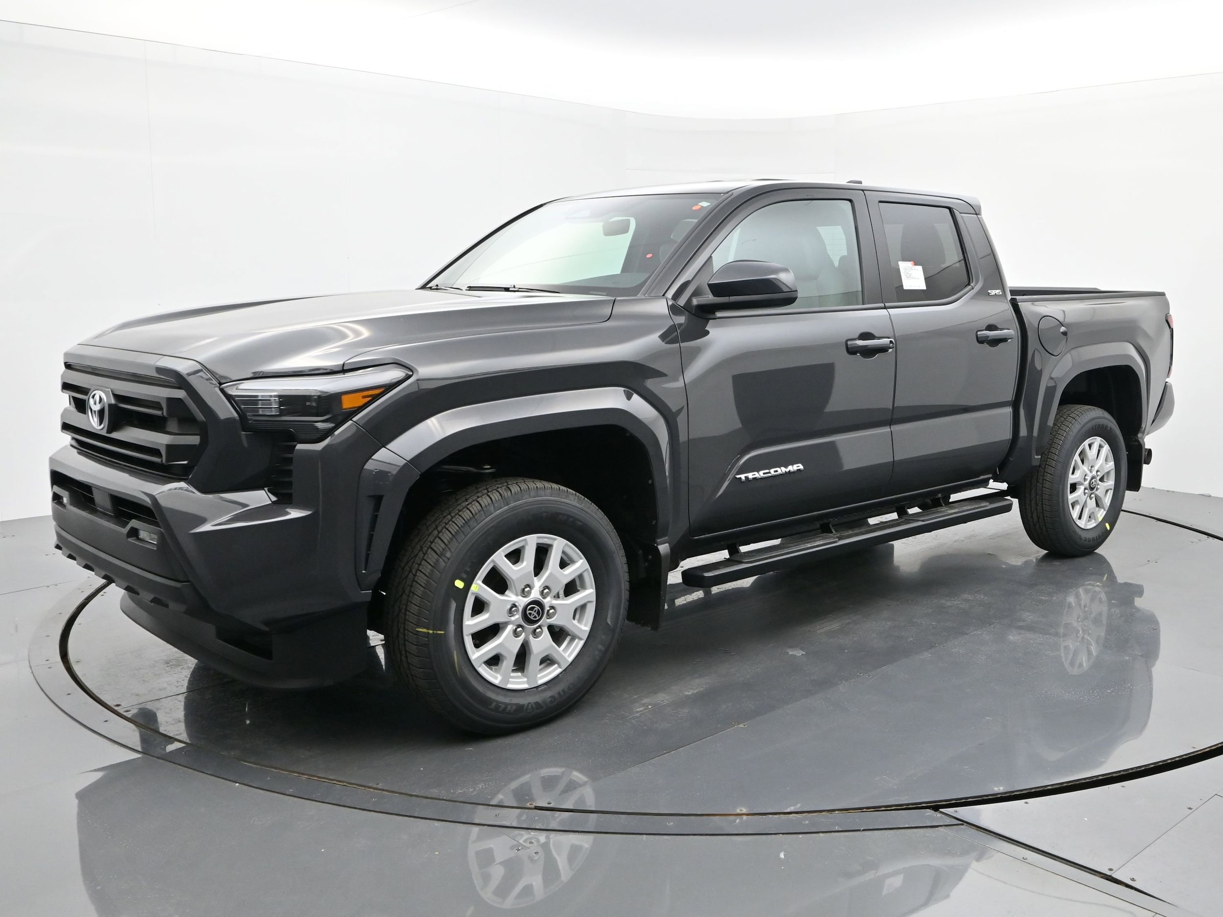 2026 Toyota Tacoma SR5's photo