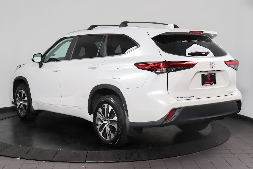 Used 2023 Toyota Highlander XLE SUV