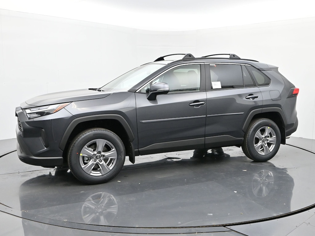 New 2025 Toyota RAV4 XLE XLE AWD SUV