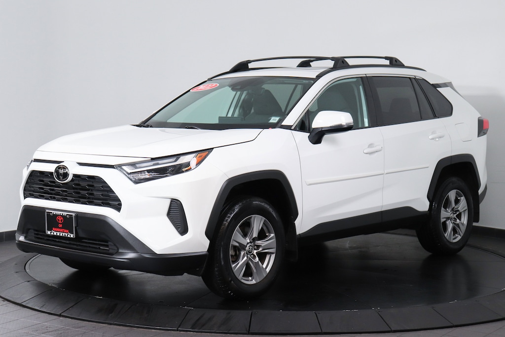 Used 2022 Toyota RAV4 XLE SUV