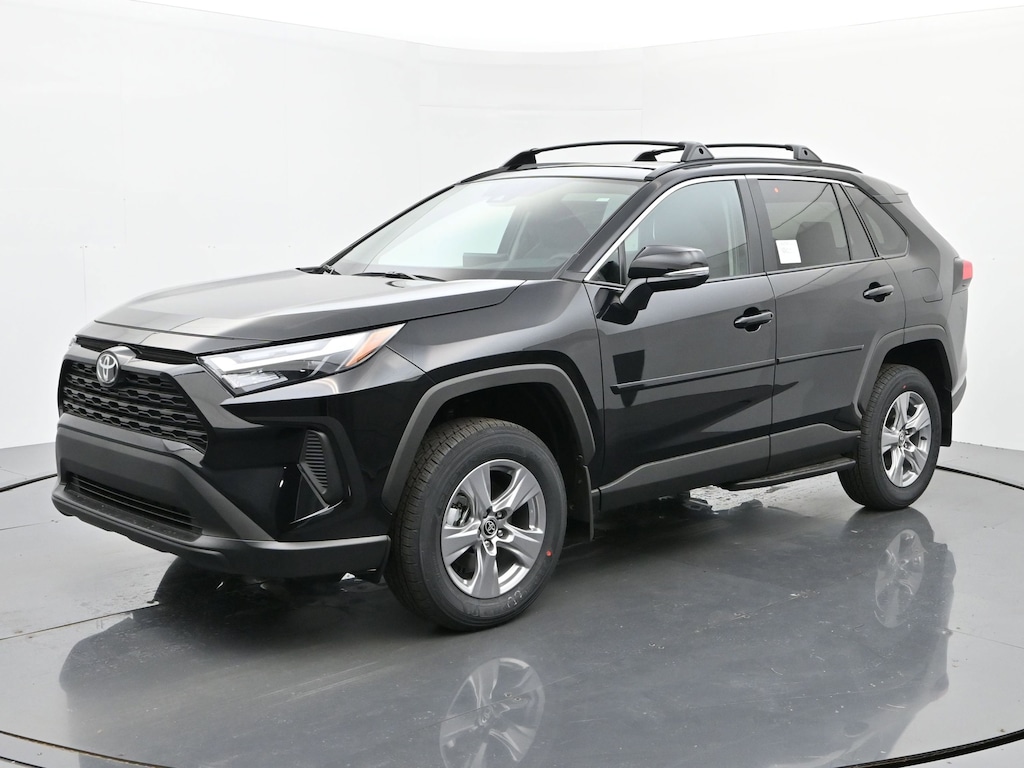New 2025 Toyota RAV4 XLE XLE AWD SUV