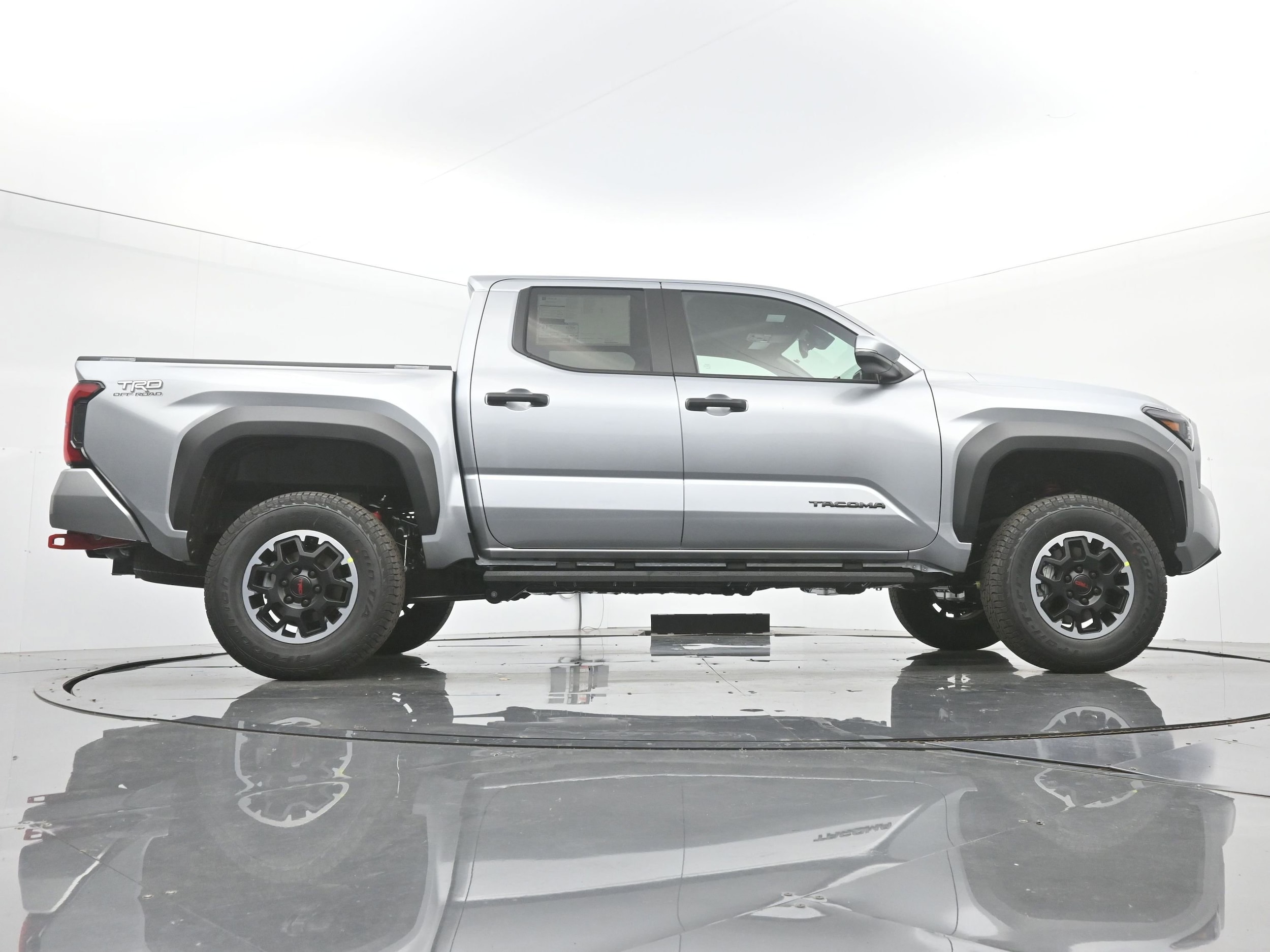 2025 Toyota Tacoma TRD Off Road - Photo 20