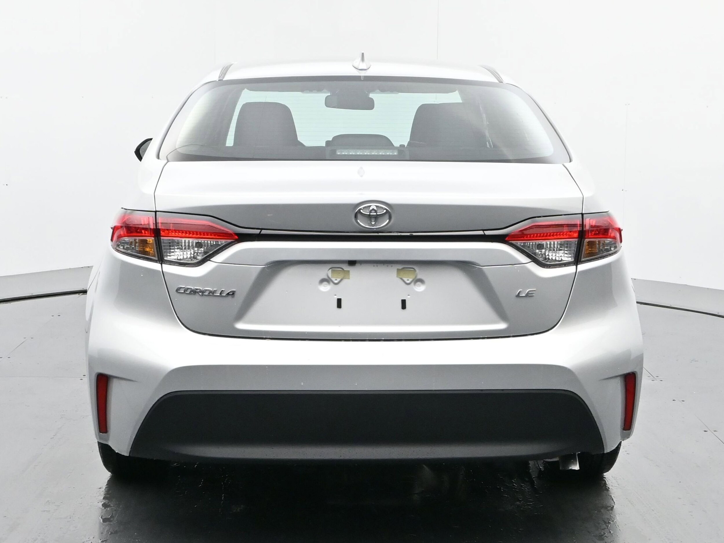 2026 Toyota Corolla LE photo 4