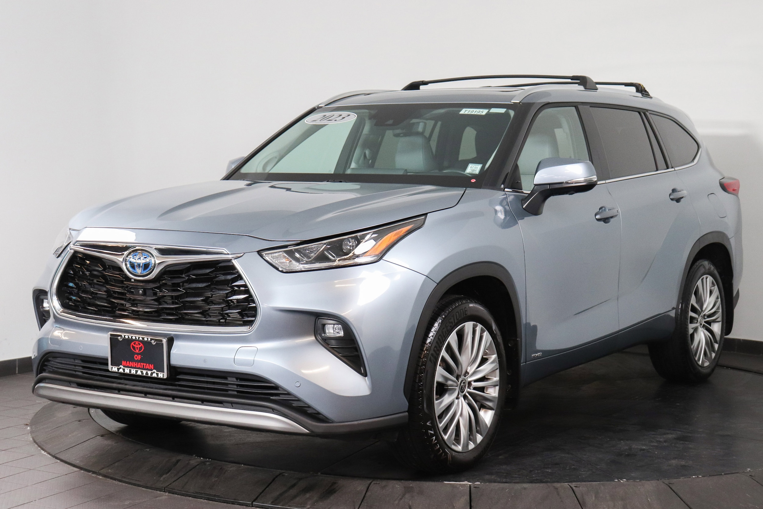 2023 Toyota Highlander Platinum
