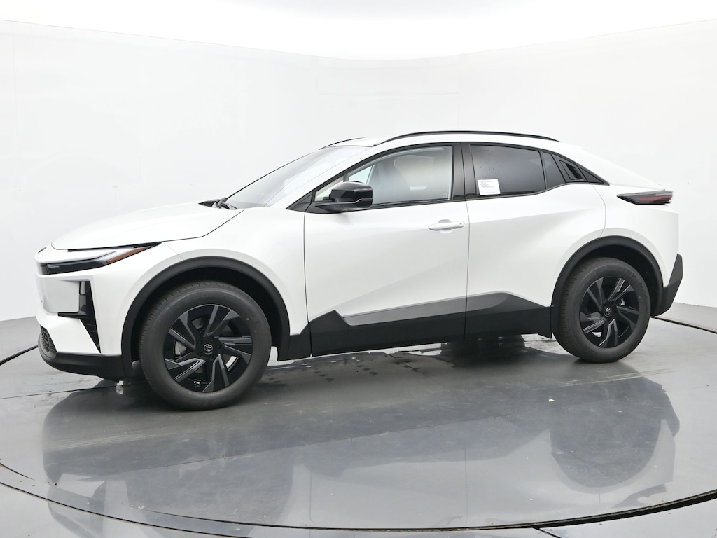 New 2026 Toyota C-HR SE SE AWD