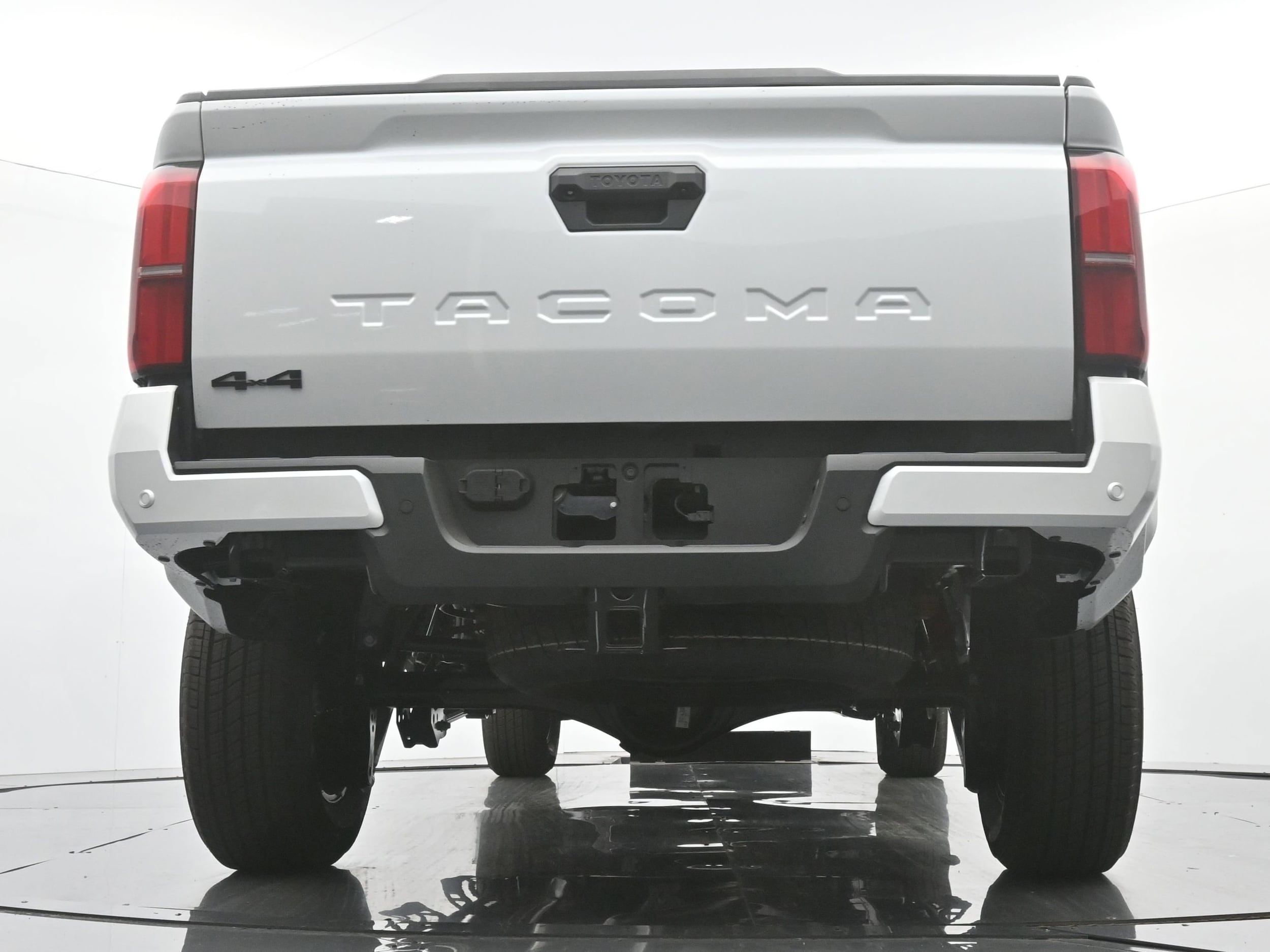 2025 Toyota Tacoma TRD Sport - Photo 18