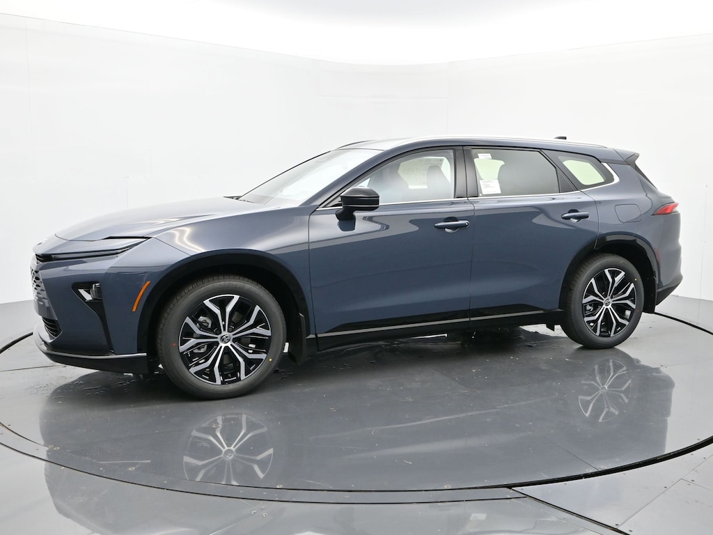 New 2025 Toyota Crown Signia XLE XLE