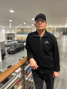 Staff member Santos Duarte from ID_110dd1626fbd