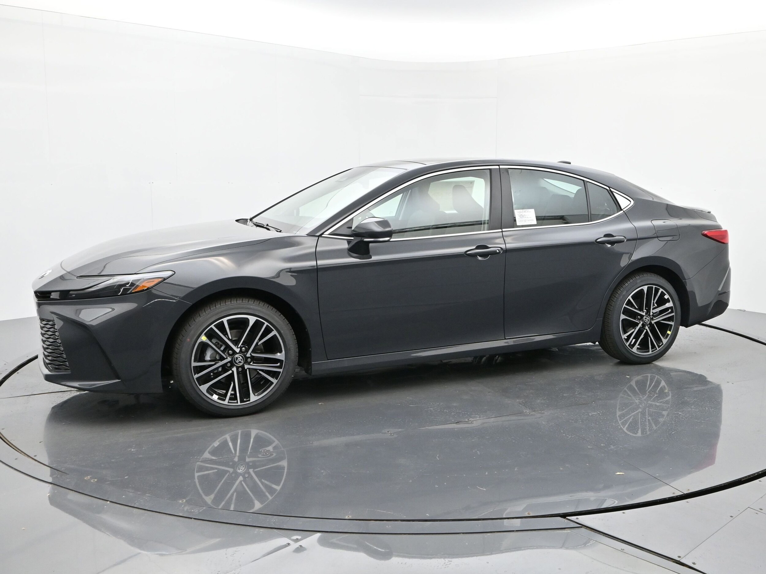 2026 Toyota Camry XLE photo 2