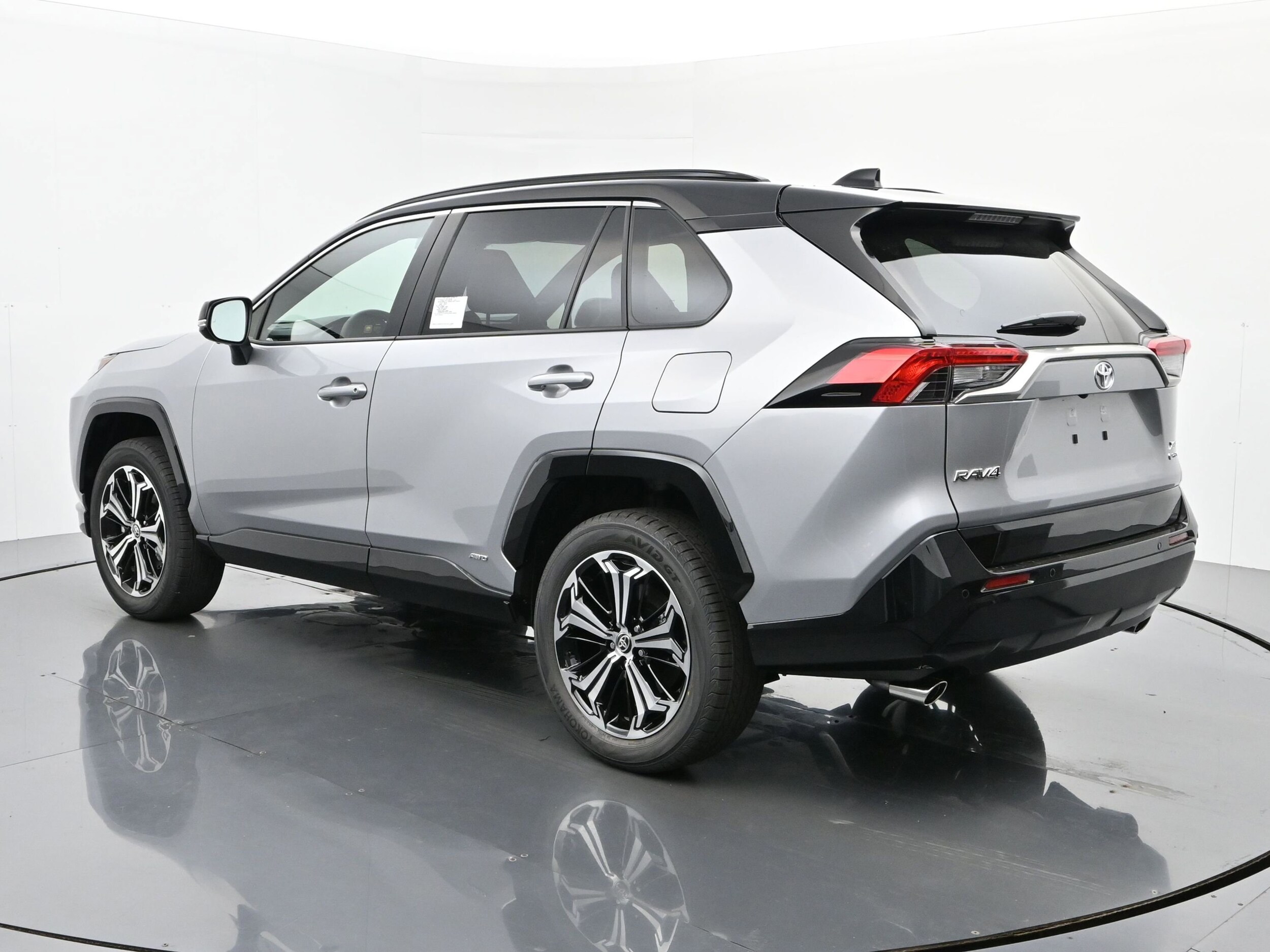 2025 Toyota RAV4 Prime XSE Premium photo 3