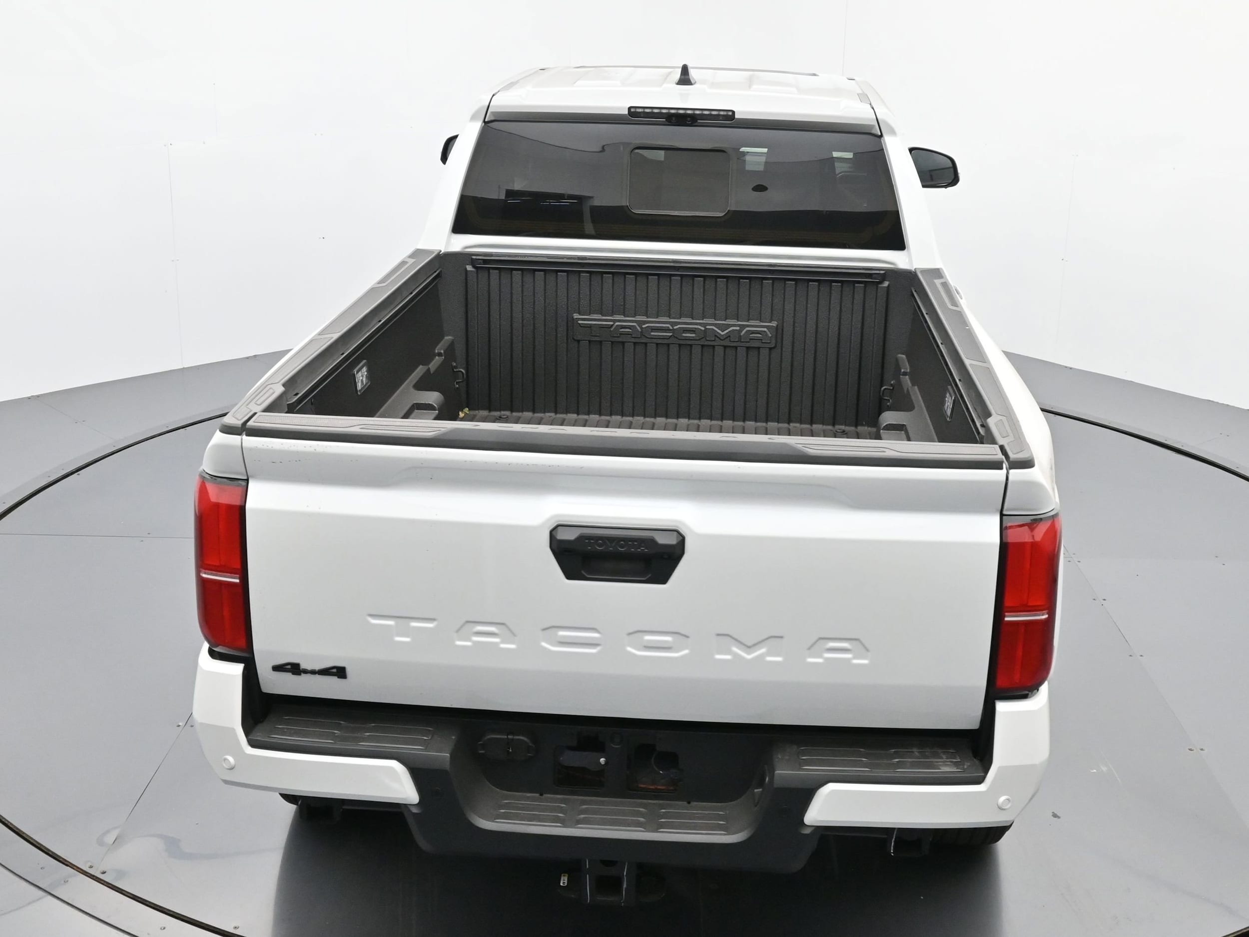 2025 Toyota Tacoma TRD Sport - Photo 26