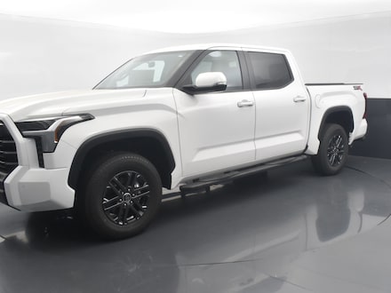 2024 Toyota Tundra SR5 SR5 CREWMAX 5.5