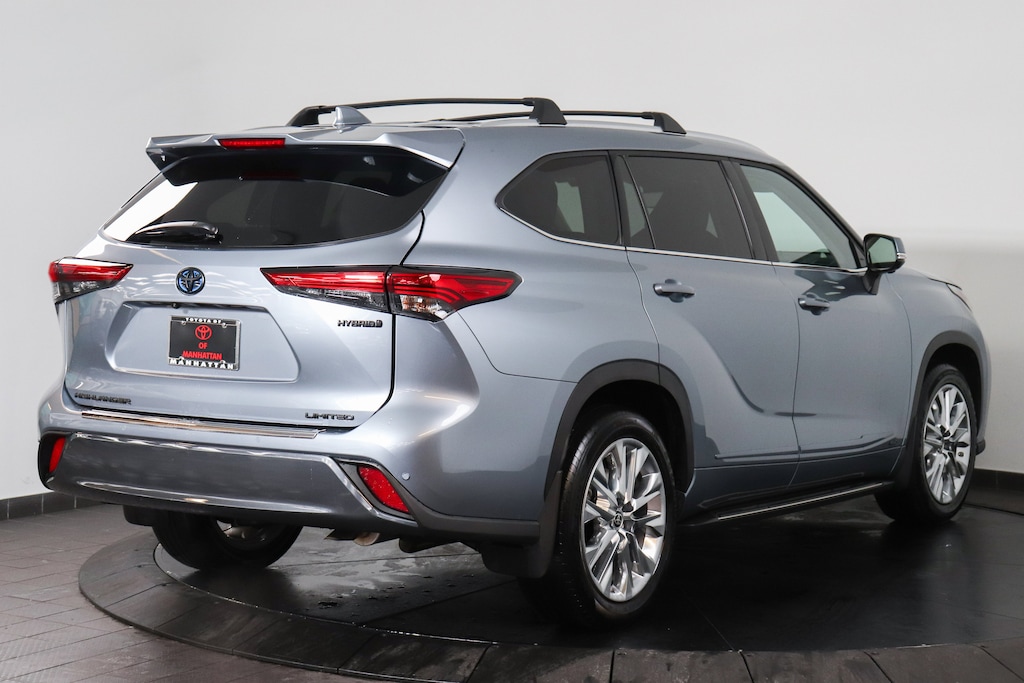Used 2023 Toyota Highlander Hybrid Limited SUV