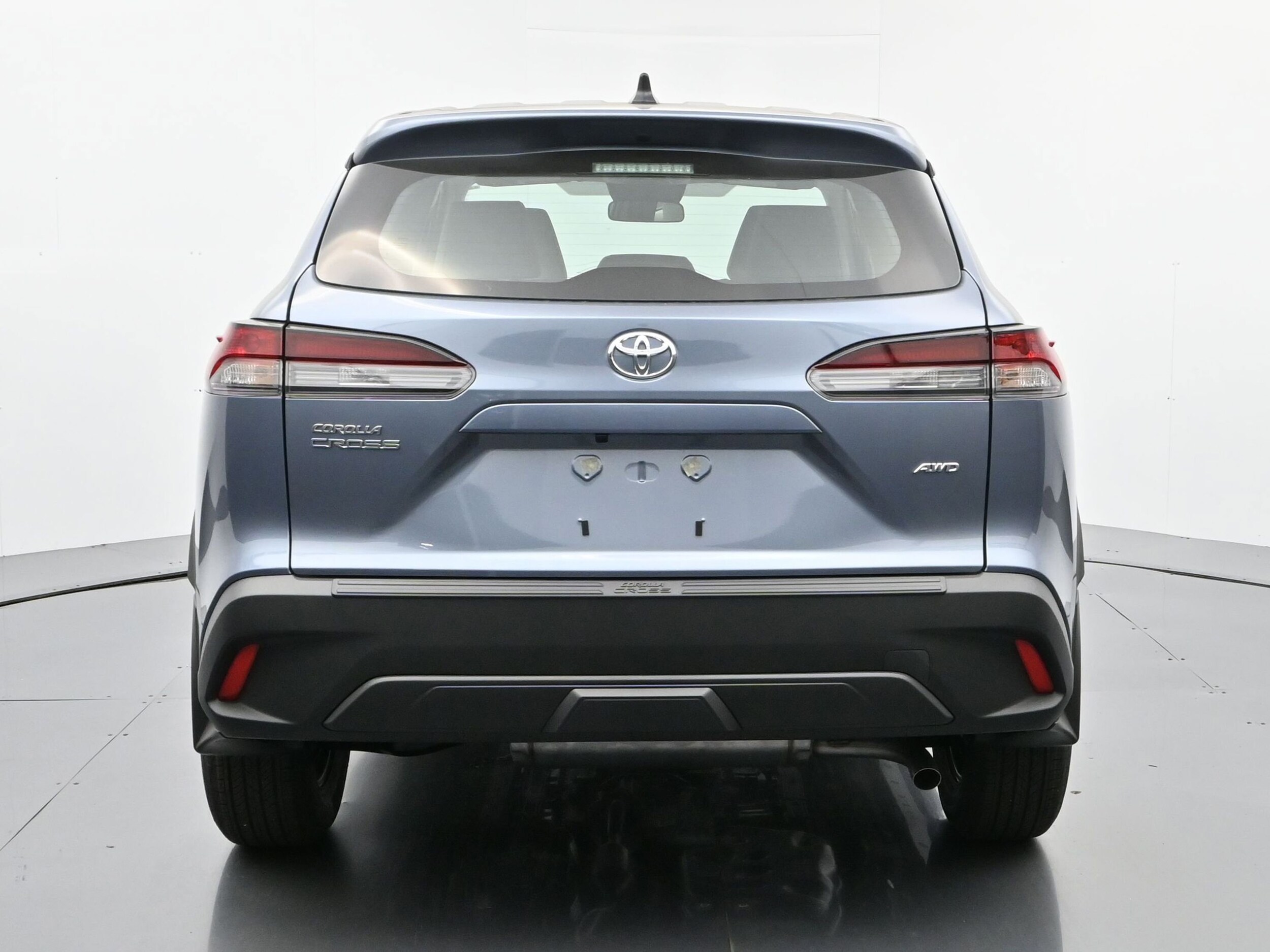 2026 Toyota Corolla Cross L photo 4