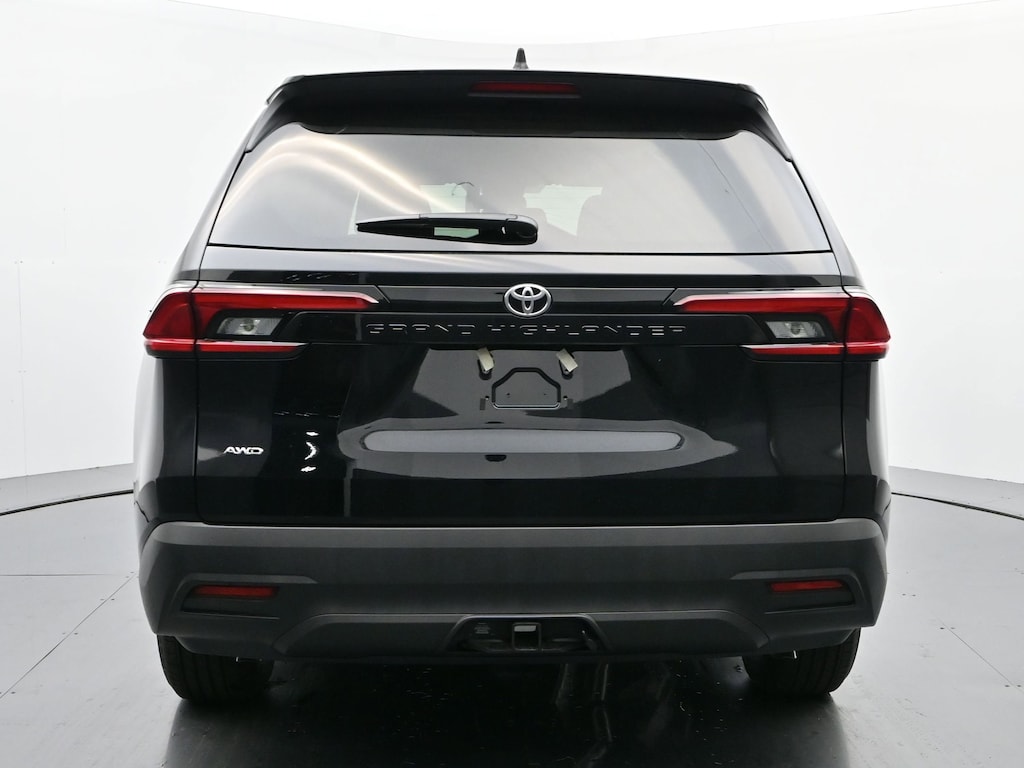 New 2025 Toyota Grand Highlander LE LE AWD