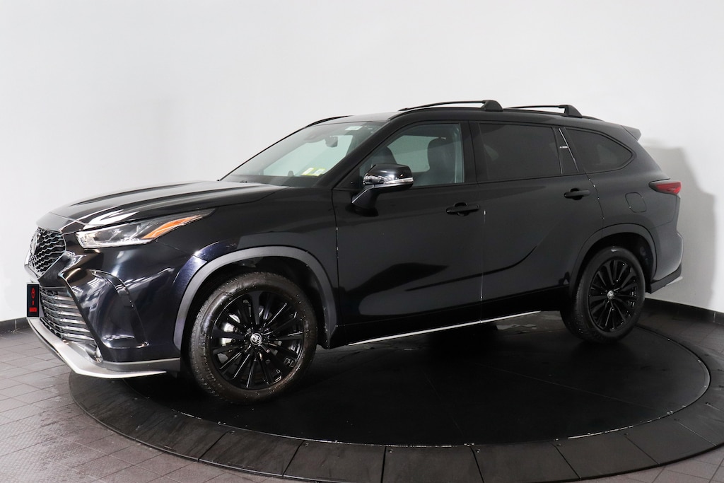 Used 2025 Toyota Highlander XSE SUV