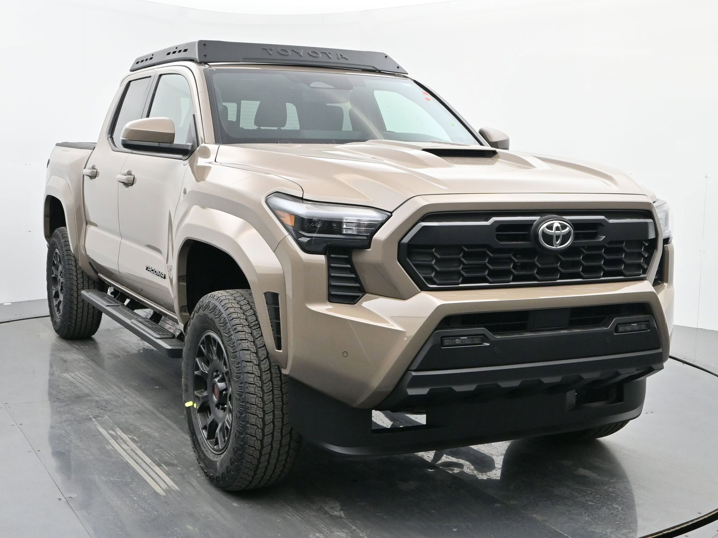 2026 Toyota Tacoma TRD Sport - Photo 8