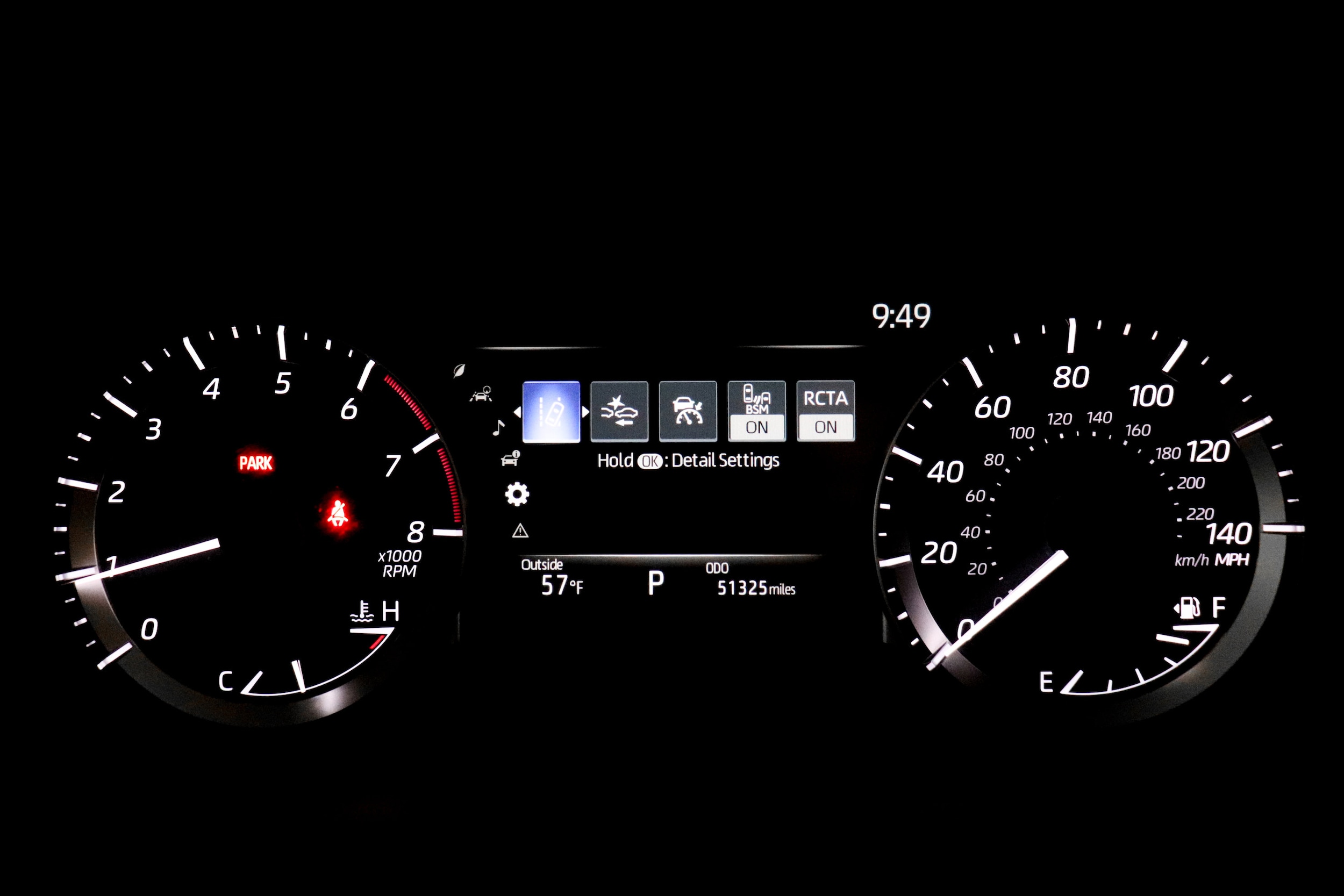 2024 Toyota Highlander LE - Photo 27
