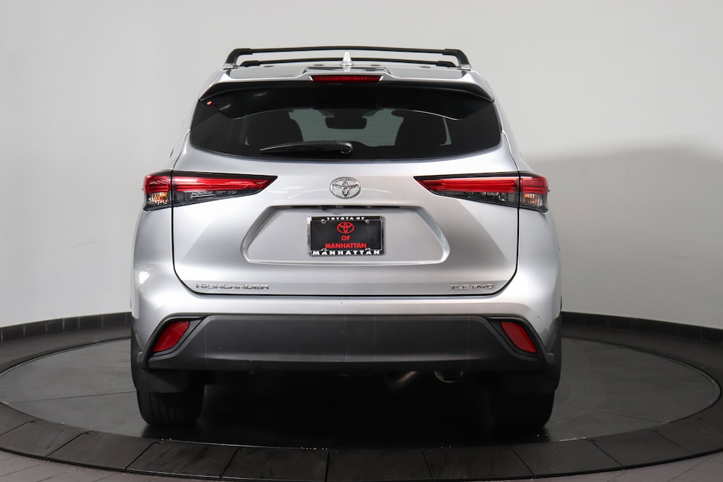 Used 2023 Toyota Highlander XLE SUV