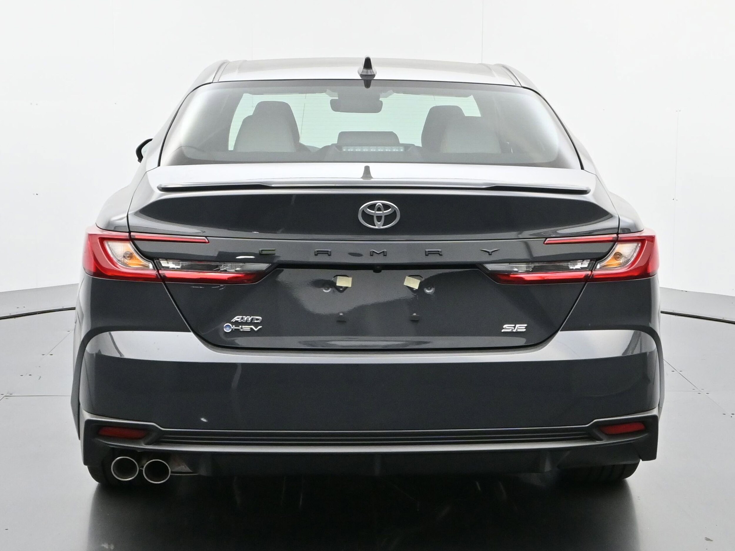 2026 Toyota Camry SE photo 3