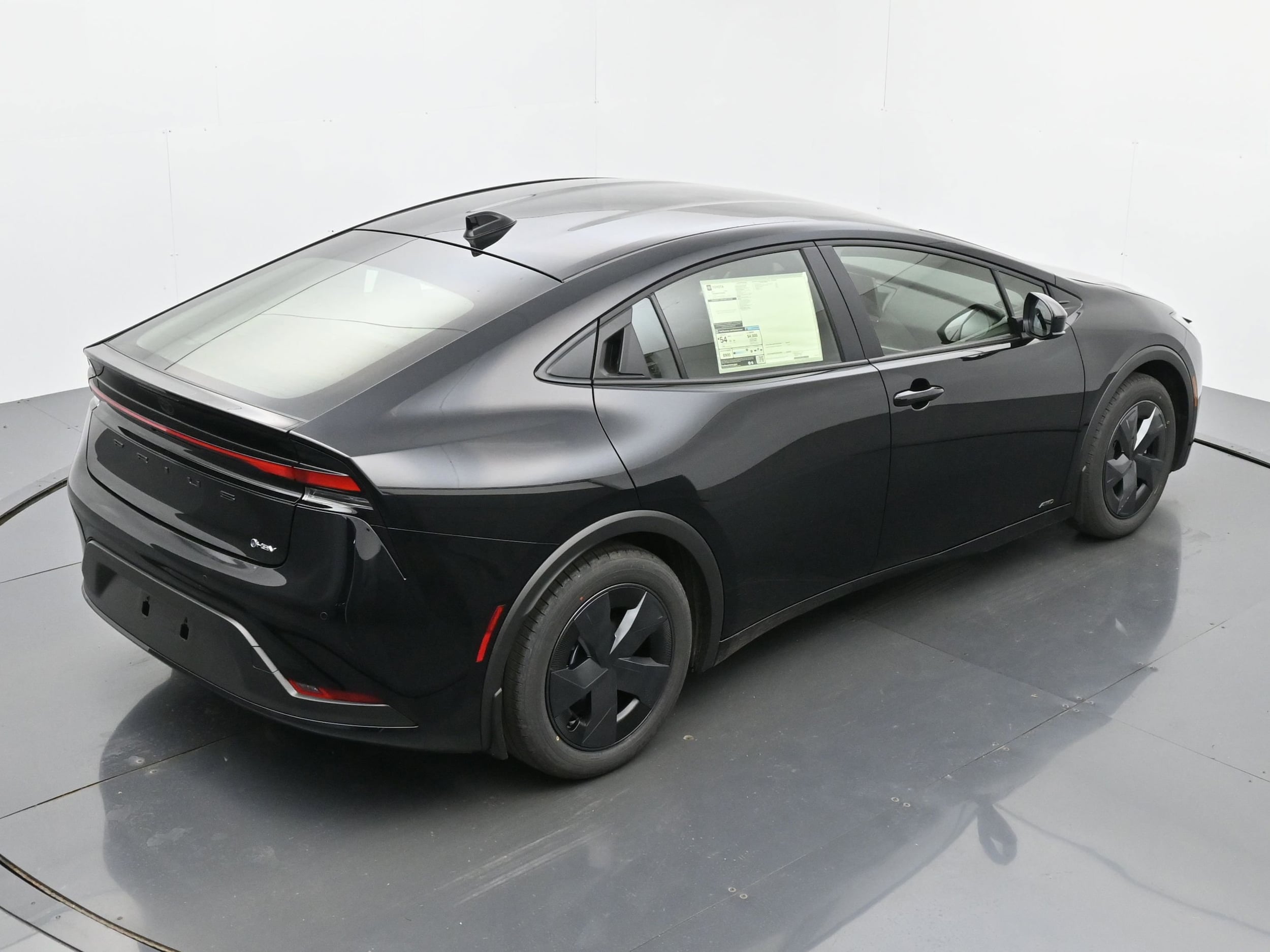 2026 Toyota Prius LE's photo