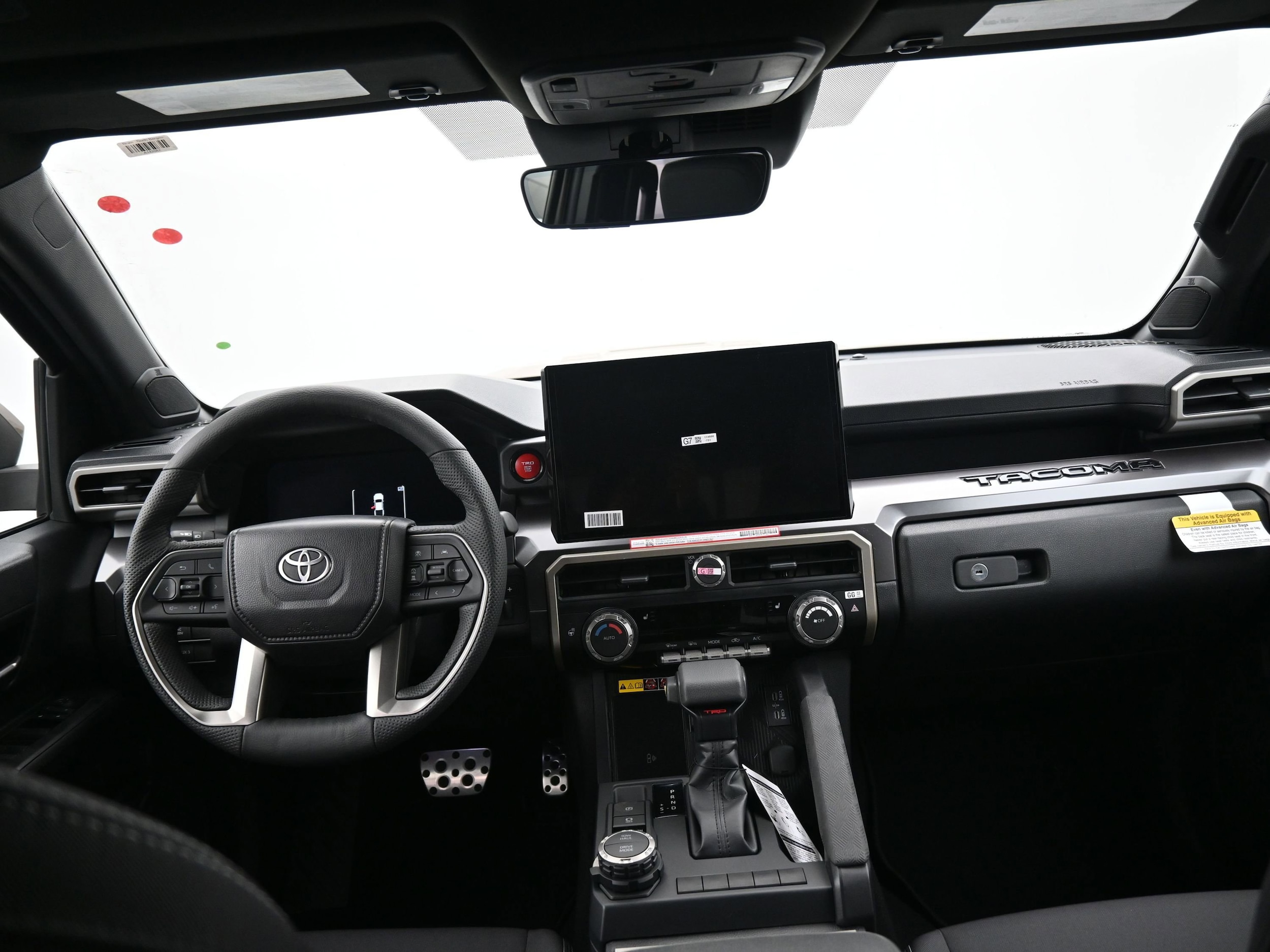2026 Toyota Tacoma TRD Sport - Photo 9