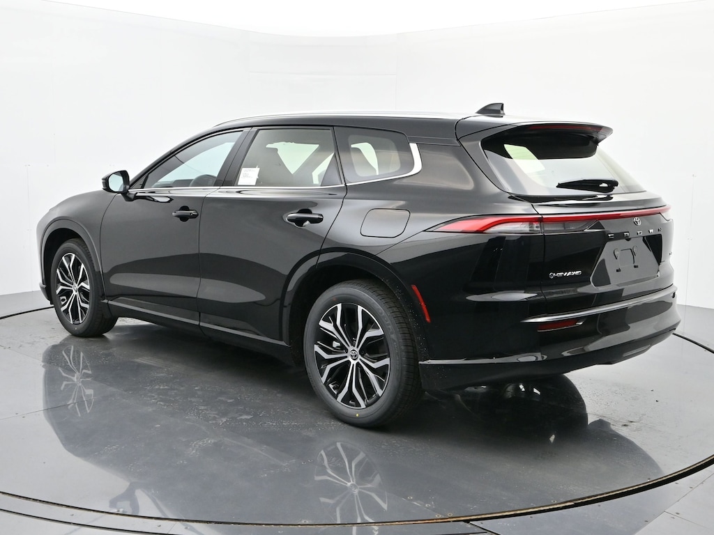 New 2025 Toyota Crown Signia XLE XLE