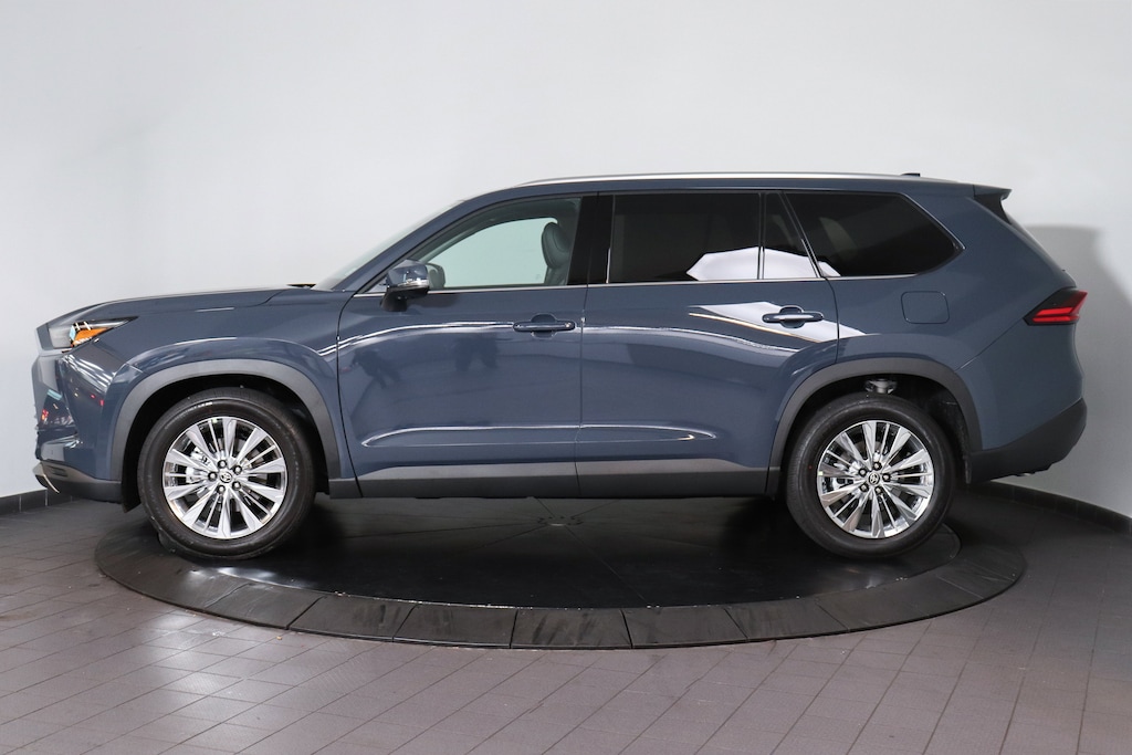 Used 2026 Toyota Grand Highlander Platinum SUV