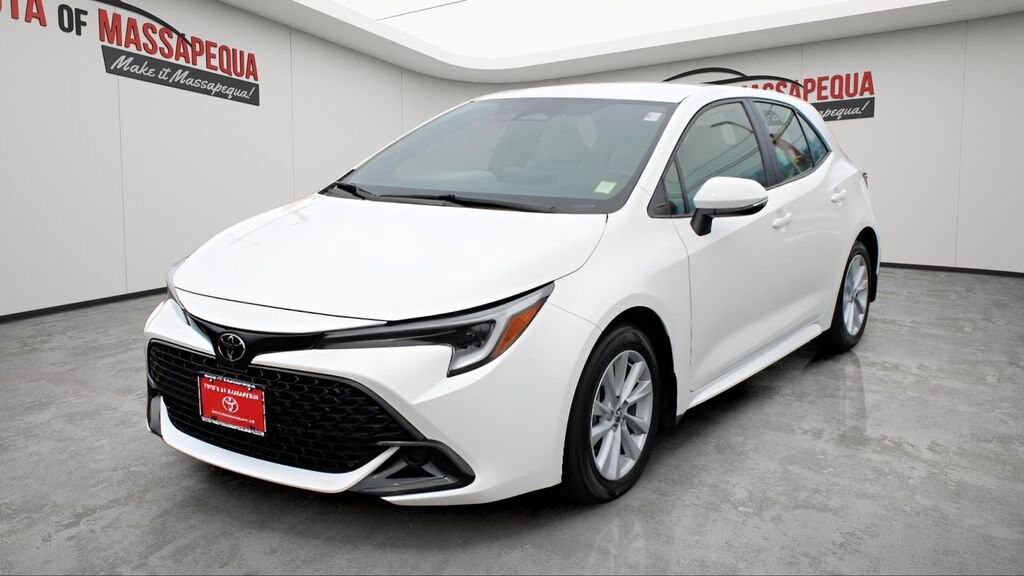 Certified 2024 Toyota Corolla Hatchback SE Hatchback