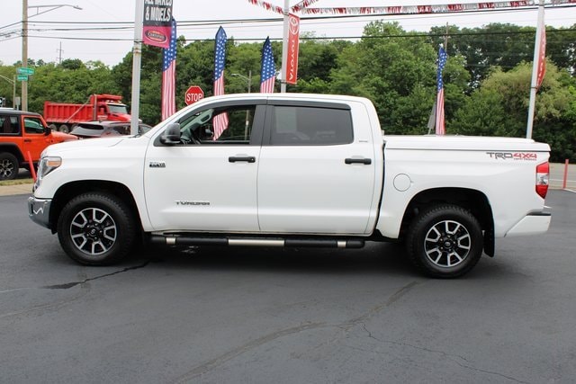 Certified 2018 Toyota Tundra SR5 with VIN 5TFDY5F17JX688773 for sale in Hicksville, NY