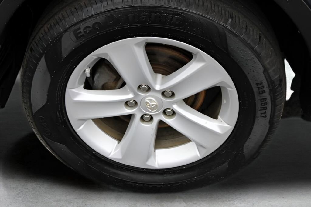 Used 2013 Toyota RAV4 XLE SUV