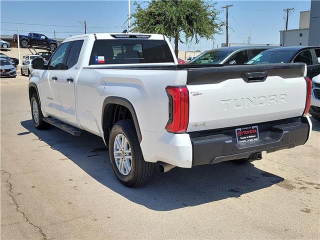 2025 Toyota Tundra SR5 Double Cab photo 2