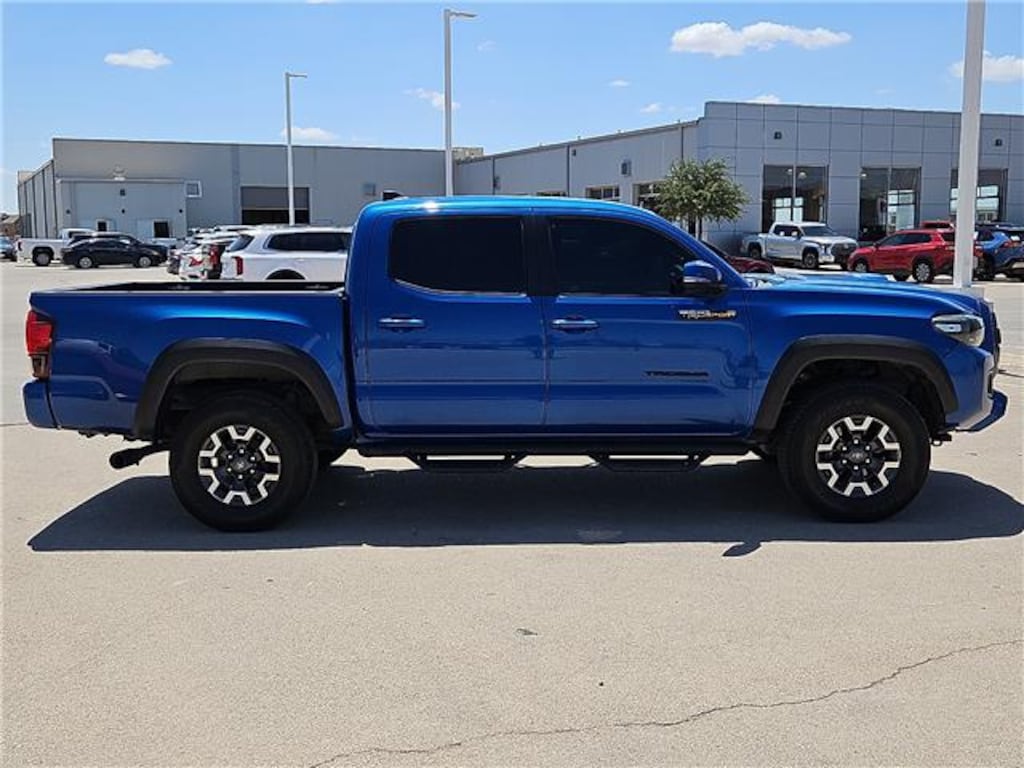 Used 2018 Toyota Tacoma Truck Double Cab