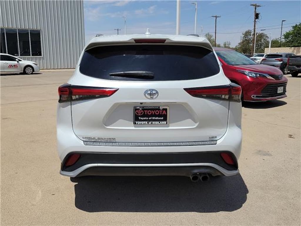 Used 2023 Toyota Highlander XSE SUV