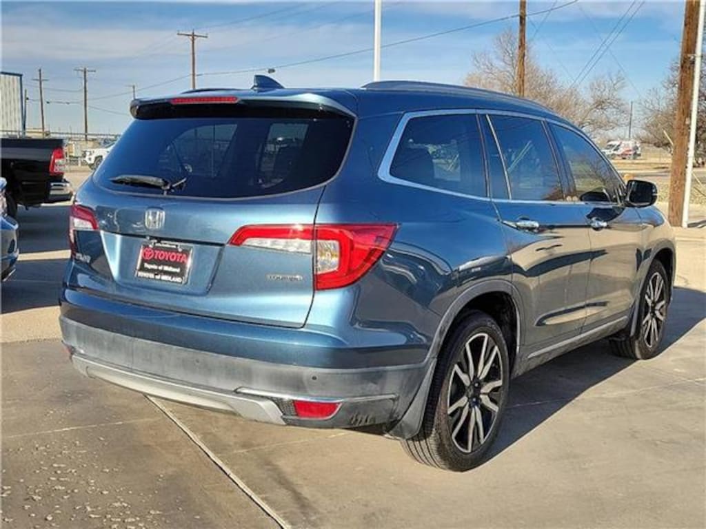 Used 2019 Honda Pilot Touring 8-Passenger FWD SUV