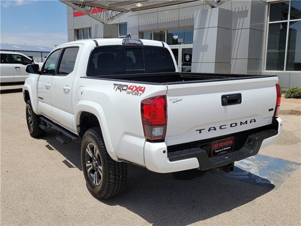 Used 2018 Toyota Tacoma Truck Double Cab