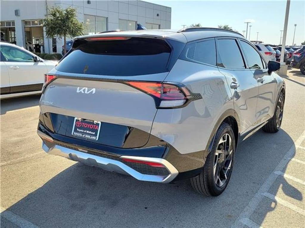 Used 2025 Kia Sportage SX-Prestige SUV