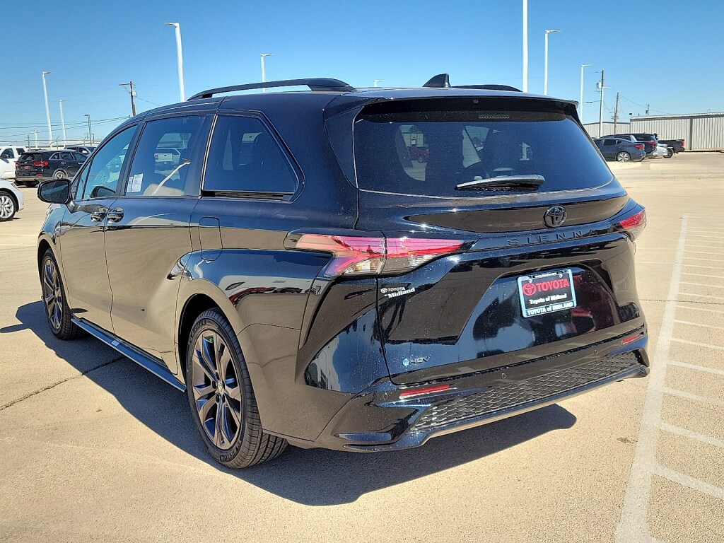 New 2026 Toyota Sienna XSE 7 Passenger Van Passenger Van