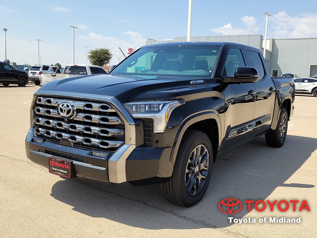 New 2026 Toyota Tundra Hybrid Platinum 4x4 Crewmax 5.5 ft. box 145.7 in. WB CrewMax
