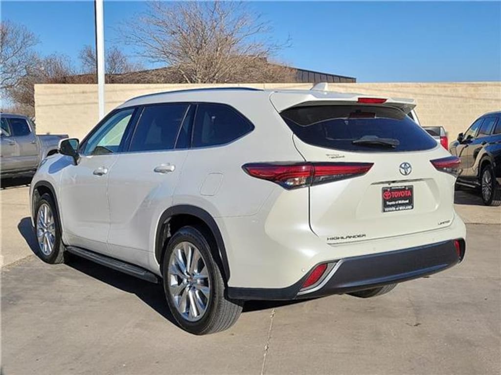 Used 2021 Toyota Highlander Limited SUV