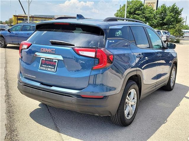 2024 Gmc Terrain SLE photo 3