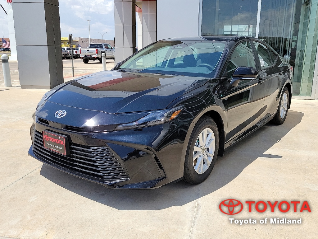 2025 Toyota Camry Sedan 