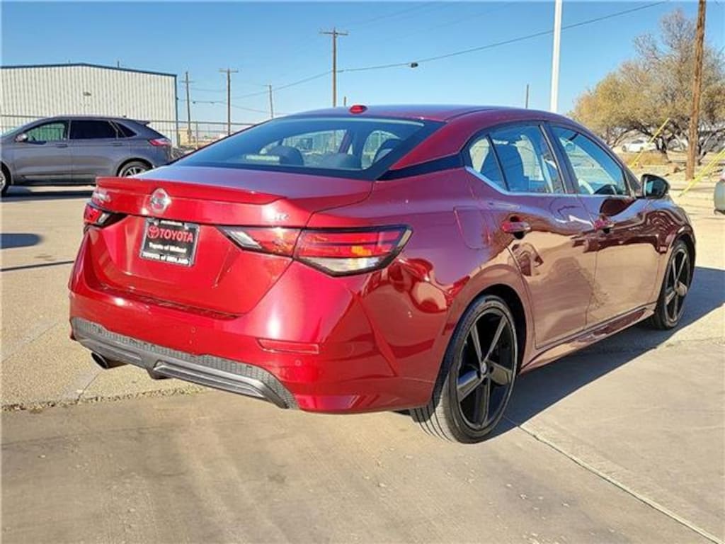 Used 2021 Nissan Sentra SR Sedan