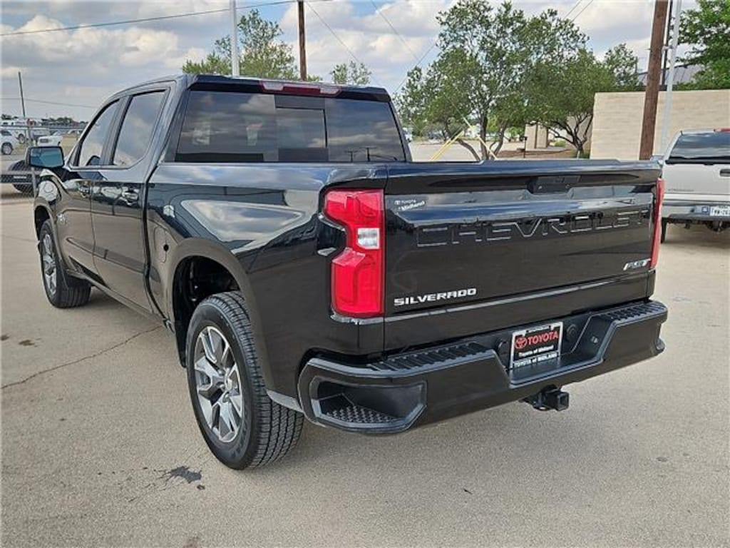 Used 2021 Chevrolet Silverado 1500 RST Truck Crew Cab
