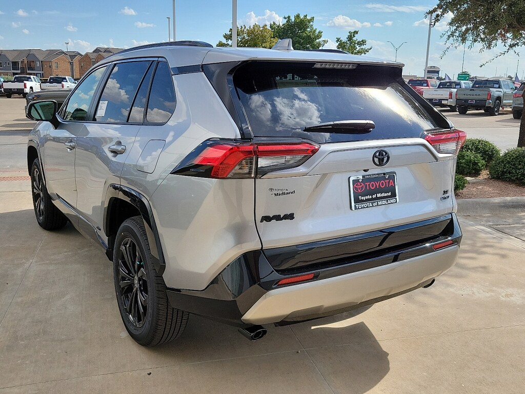 New 2025 Toyota RAV4 Hybrid SE SUV