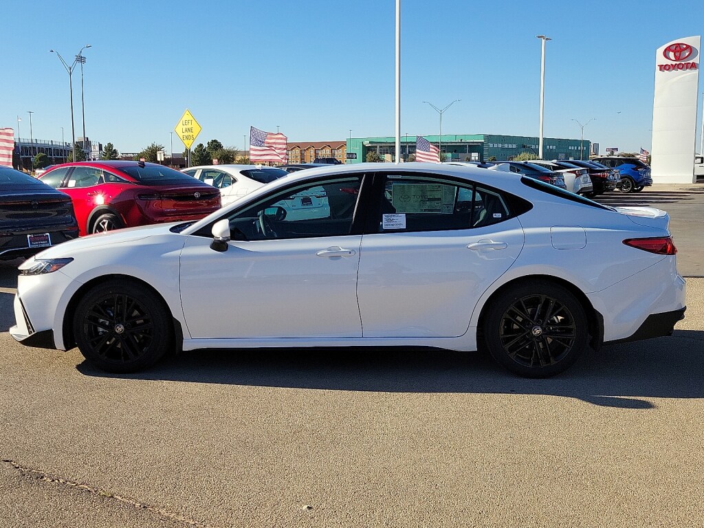New 2026 Toyota Camry SE Sedan