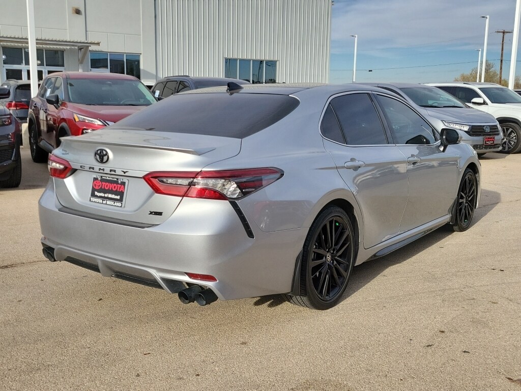 2023 Toyota Camry XSE photo 4